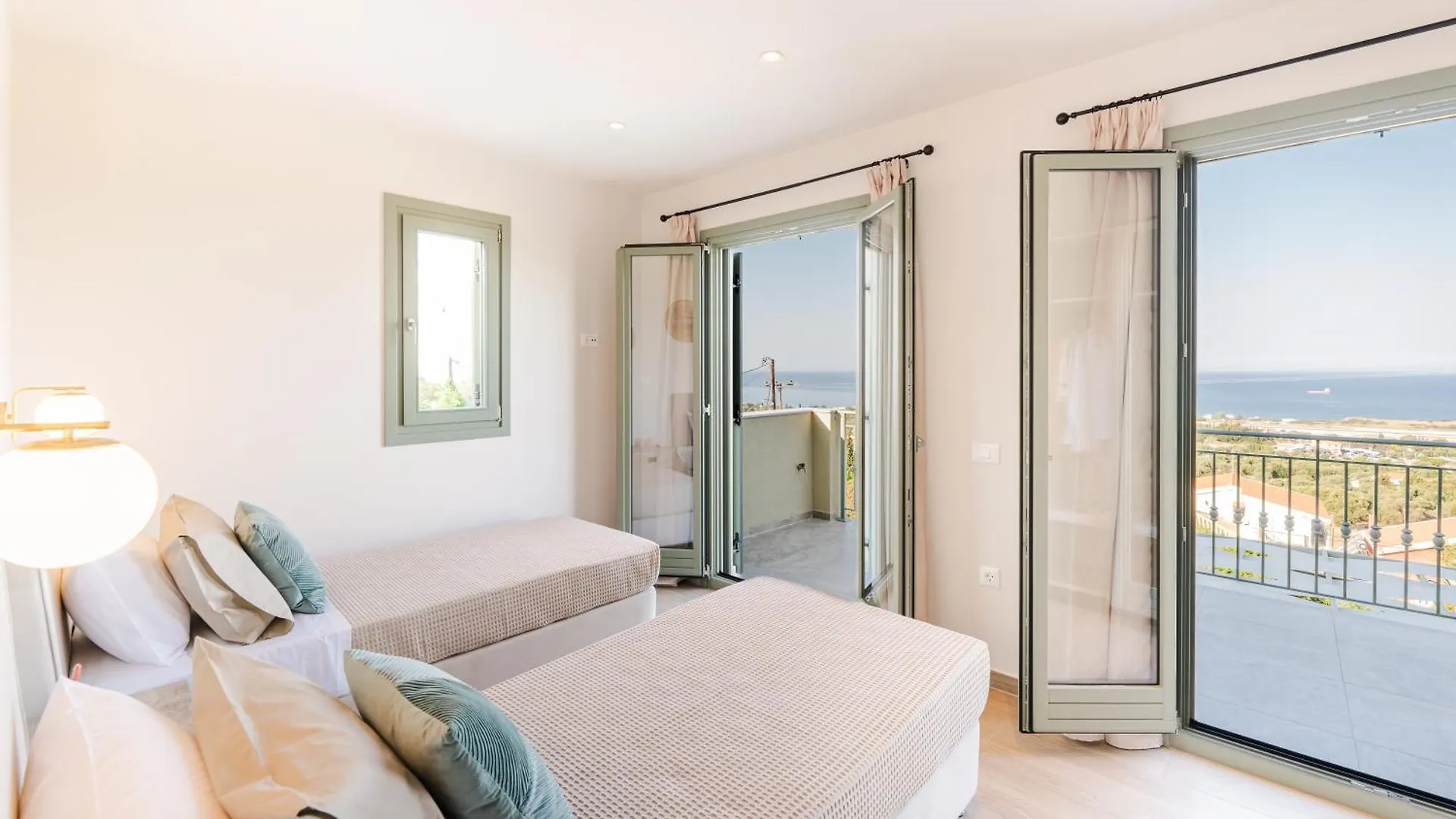 Luxury Villa Artemis Pool, Jacuzzi, Peace & Perfect Sunsets In Kefalonia Svoronata 0*,