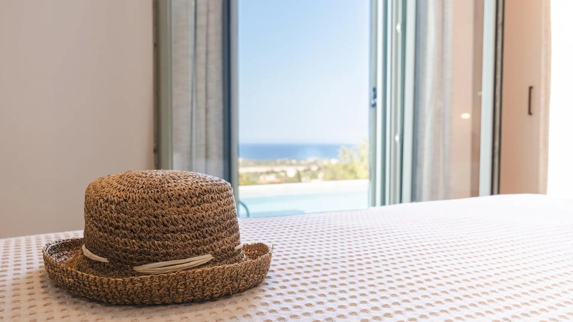 Luxury Villa Artemis Pool, Jacuzzi, Peace & Perfect Sunsets In Kefalonia Svoronata