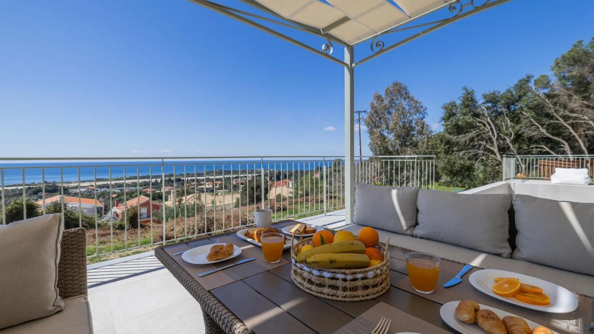 Luxury Villa Artemis Pool, Jacuzzi, Peace & Perfect Sunsets In Kefalonia Svoronata